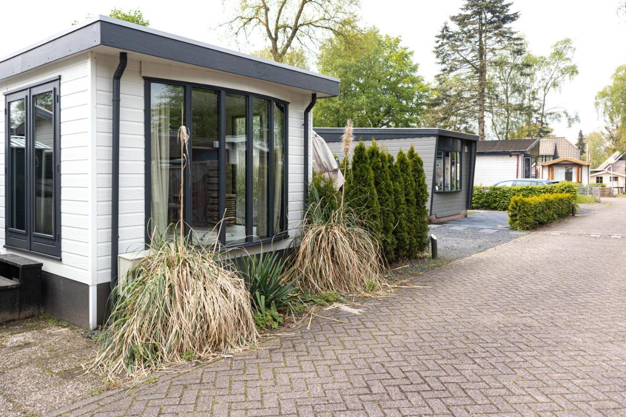 Bosrijk Chalet - Hottub - Veluwe Putten Εξωτερικό φωτογραφία